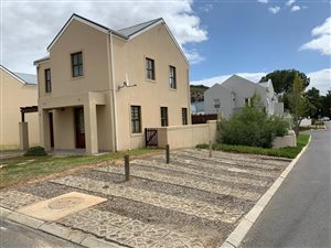 3 Bed House in Welgevonden Estate