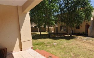 2 Bedroom Townhouse in Dainfern