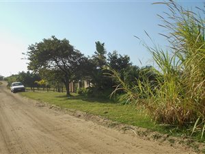 1128 m² Land available in Port Edward