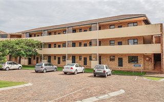 2 Bedroom Apartment in Grahamstown Central