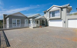 5 Bedroom House in Ballito