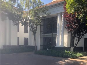 140 m² Office Space in Houghton Estate