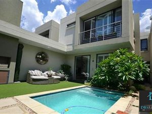 3 Bedroom House in Bryanston West