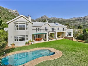 5 Bed House in Bokkemanskloof