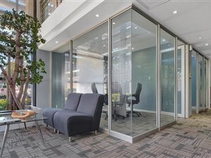 195 m² Commercial space in Melrose Arch