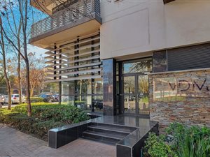 195 m² Commercial space in Melrose Arch