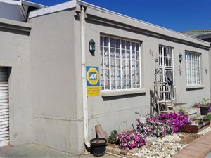 3 Bed House in Krugersdorp West
