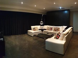 3 Bed House in Royldene