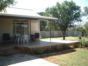 3 Bed House in Kameeldrift East