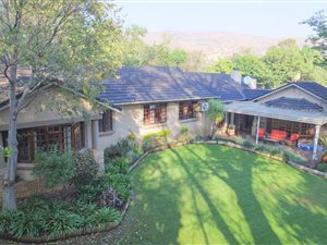 4 Bedroom House in Protea Park