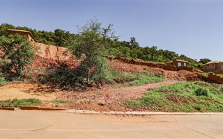 3000 m² Land available in Waverley