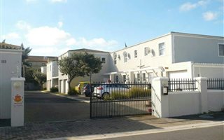 3 Bedroom House in Parklands