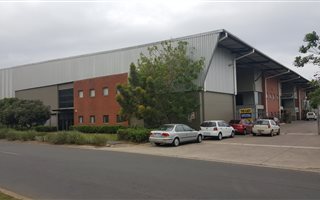 1400 m² Commercial space in Newlands West