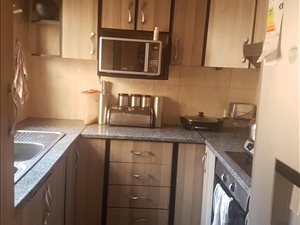3 Bed House in Orient Hills
