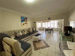 2 Bed Apartment in Uvongo