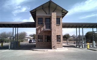 736 m² Land available in Onverwacht