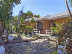 4 Bedroom House in Goodwood