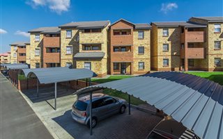 2 Bedroom Apartment in Halfway Gardens