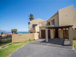 3 Bed Townhouse in Heldervue