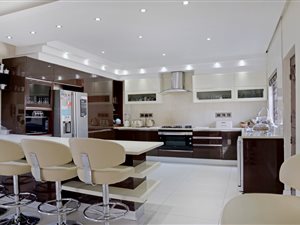 5 Bedroom House in Crawford