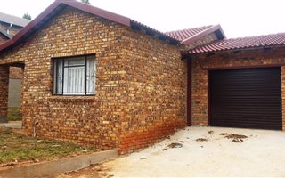 3 Bedroom House in Kingsview