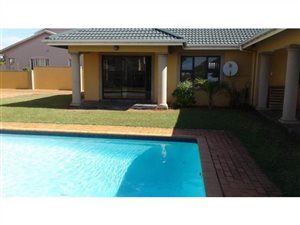 2 Bed Garden Cottage in Somerset Park