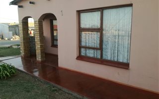 3 Bedroom House in Kwa Nobuhle