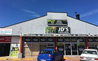 640 m² Commercial space in George South