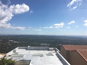 2 Bed Duplex in Northcliff
