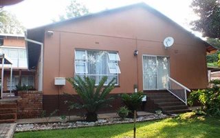 6 Bedroom House in Pretoria Gardens