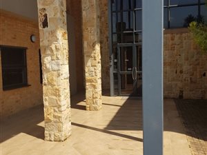 245.649993896484 m² Office Space in Hazeldean (Silverlakes Surroundings)