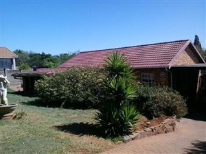 3 Bedroom House in Heuweloord