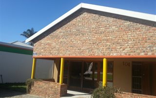 180 m² Office Space in Walmer