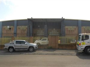 1894 m² Commercial space in Witbank Central