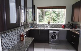 4 Bedroom Apartment in Illovo