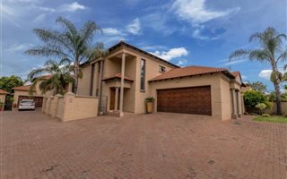3 Bedroom House in The Wilds