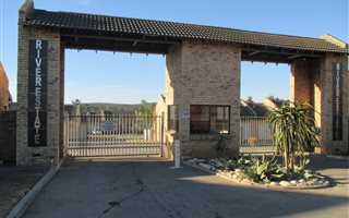 2 Bedroom Apartment in Despatch