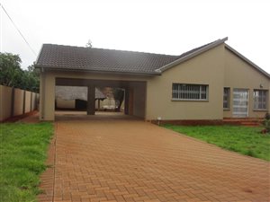 4 Bed House in Chantelle