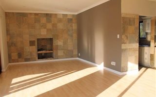 4 Bedroom House in Silver Lakes Golf Estate