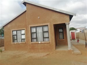 2 Bed House in Soshanguve