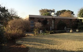 5 Bedroom House in Parkhill Gardens