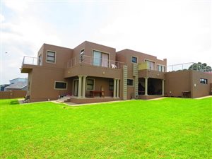 5 Bed House in Cedar Creek
