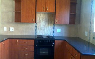 3 Bedroom Cluster in Bartlett