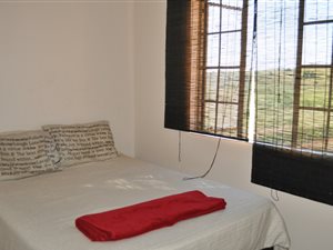 2 Bed Flat in Mooikloof Ridge