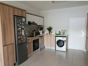 2 Bed Apartment in Linbro Park