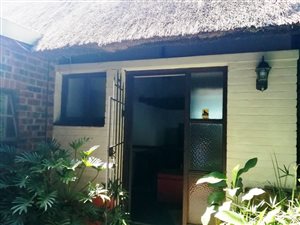 2 Bed Garden Cottage in Fairview