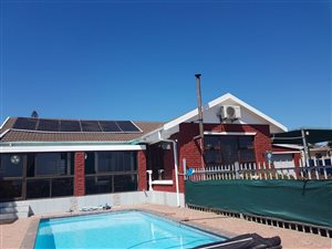 6 Bed House in Heiderand