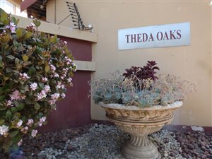 2 Bed Townhouse in Lakefield