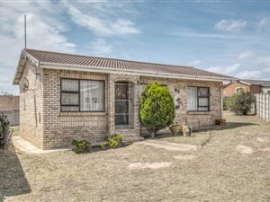 3 Bed House in Heath Park