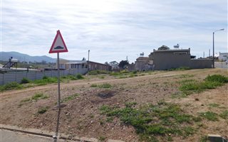 540 m² Land available in Bergsig